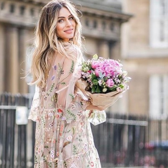H&M Dresses & Skirts - H&M embroidered dress